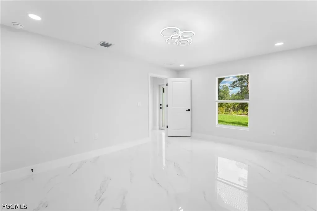 1077 Merry Street E Lehigh Acres FL 33974