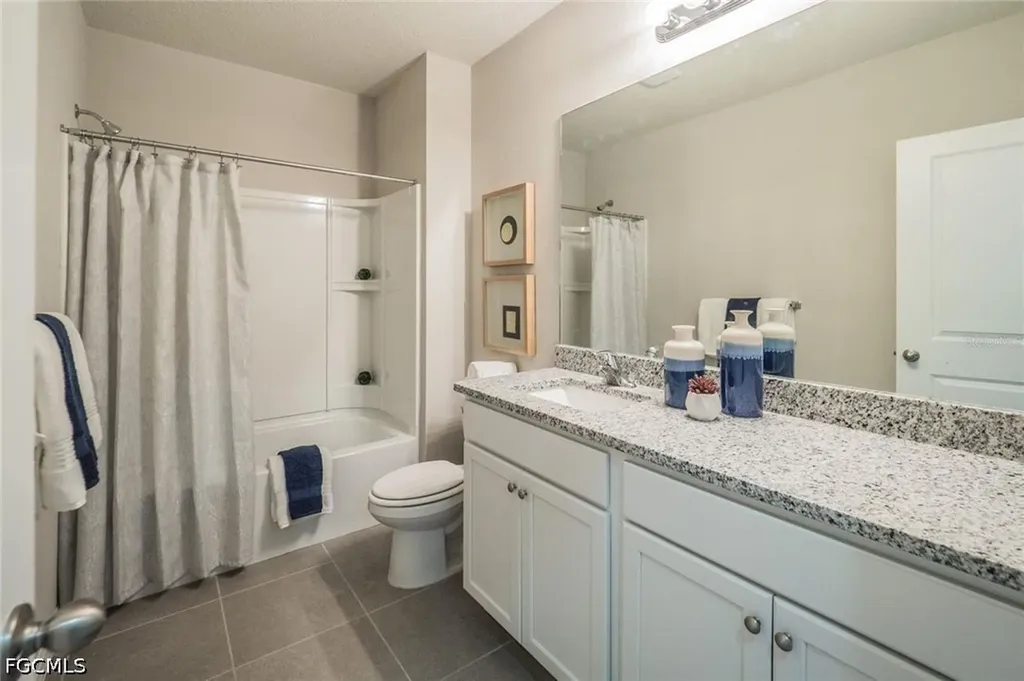 500 NE 16th Terrace Cape Coral FL 33993