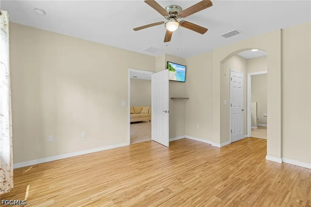 4298 Dutchess Park Road Fort Myers FL 33916
