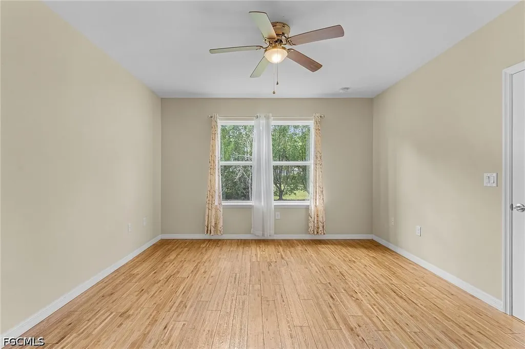 4298 Dutchess Park Road Fort Myers FL 33916