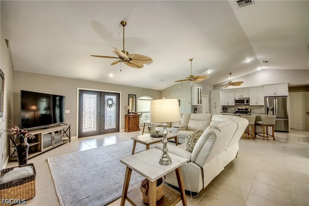 2301 SW 28th Lane Cape Coral FL 33914