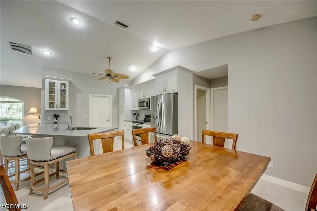 2301 SW 28th Lane Cape Coral FL 33914
