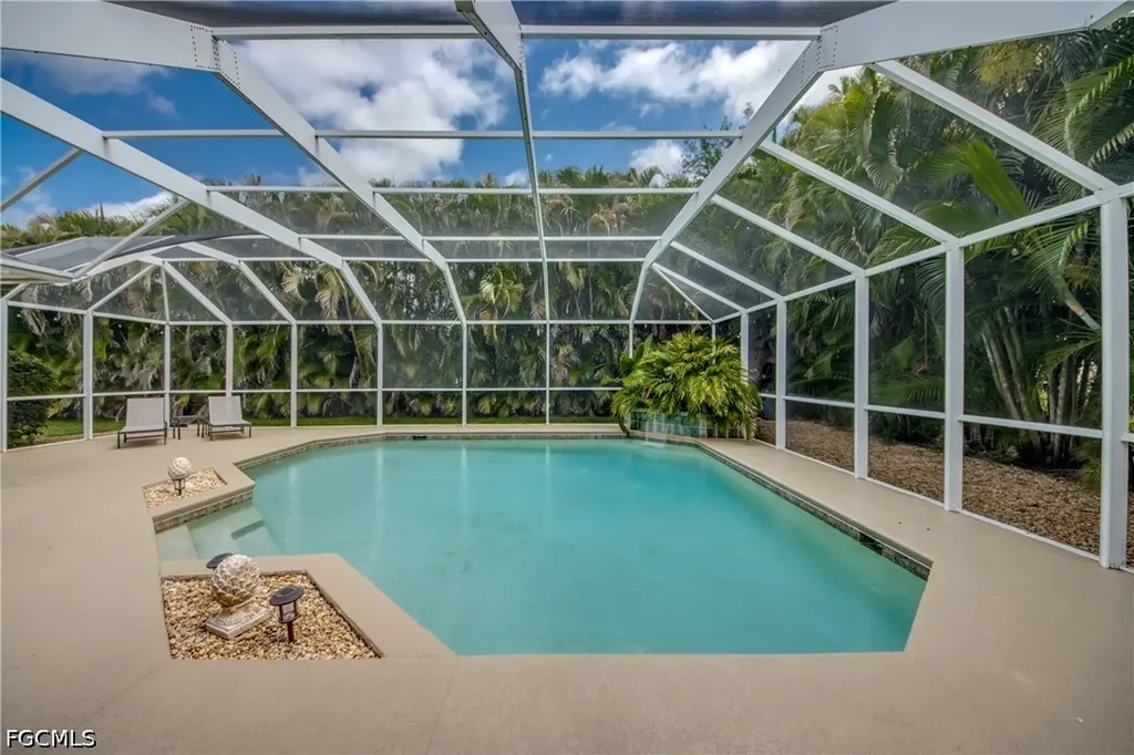 2301 SW 28th Lane Cape Coral FL 33914