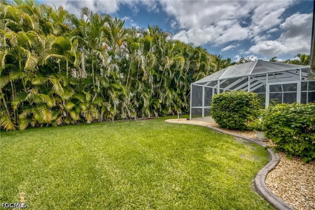 2301 SW 28th Lane Cape Coral FL 33914