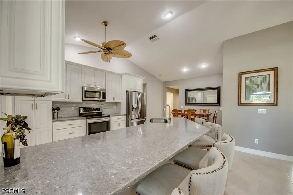 2301 SW 28th Lane Cape Coral FL 33914