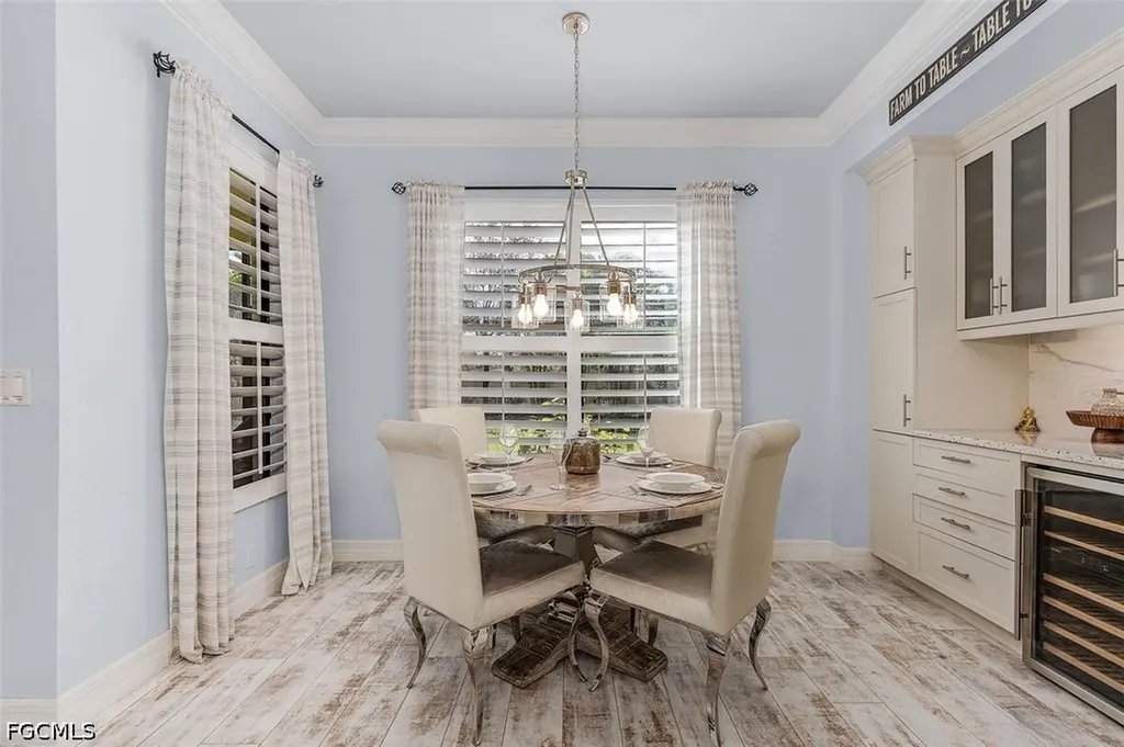 13528 Mandarin Circle Naples FL 34109