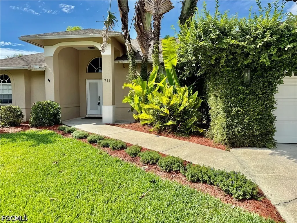 711 Sawyer Street Lehigh Acres FL 33974