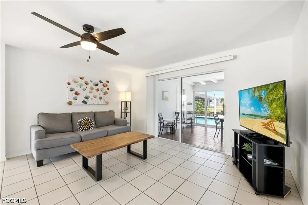 3105 SE 18th Avenue Cape Coral FL 33904
