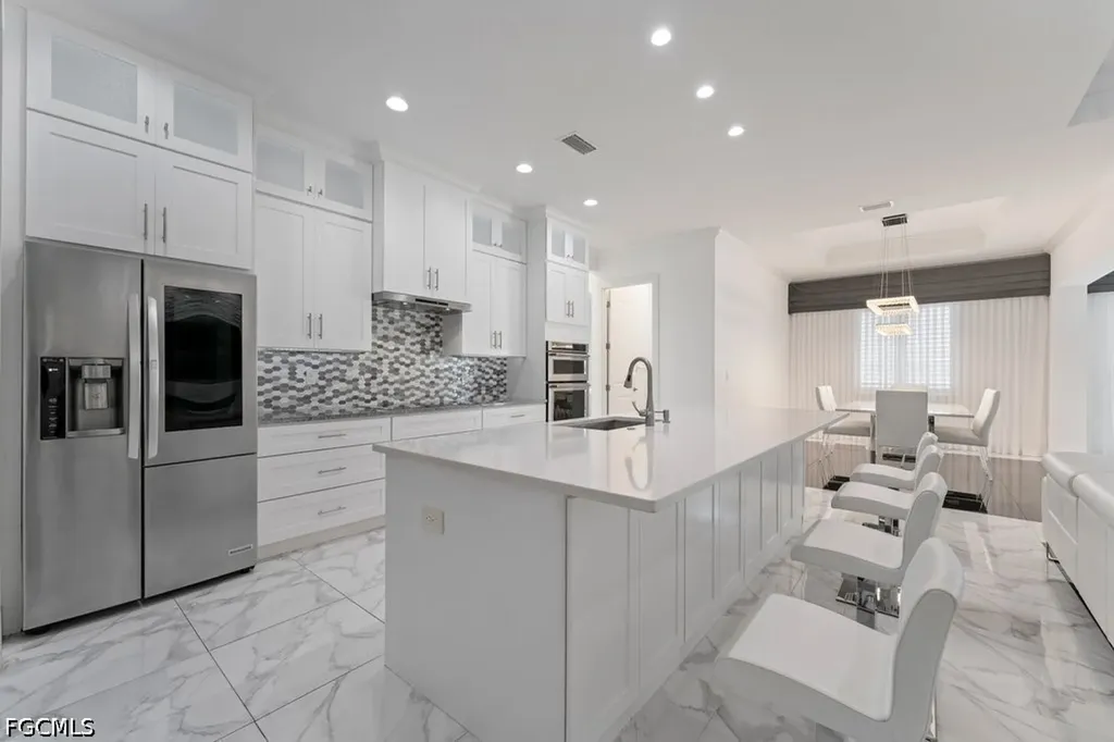 21 SW 21st Street Cape Coral FL 33991