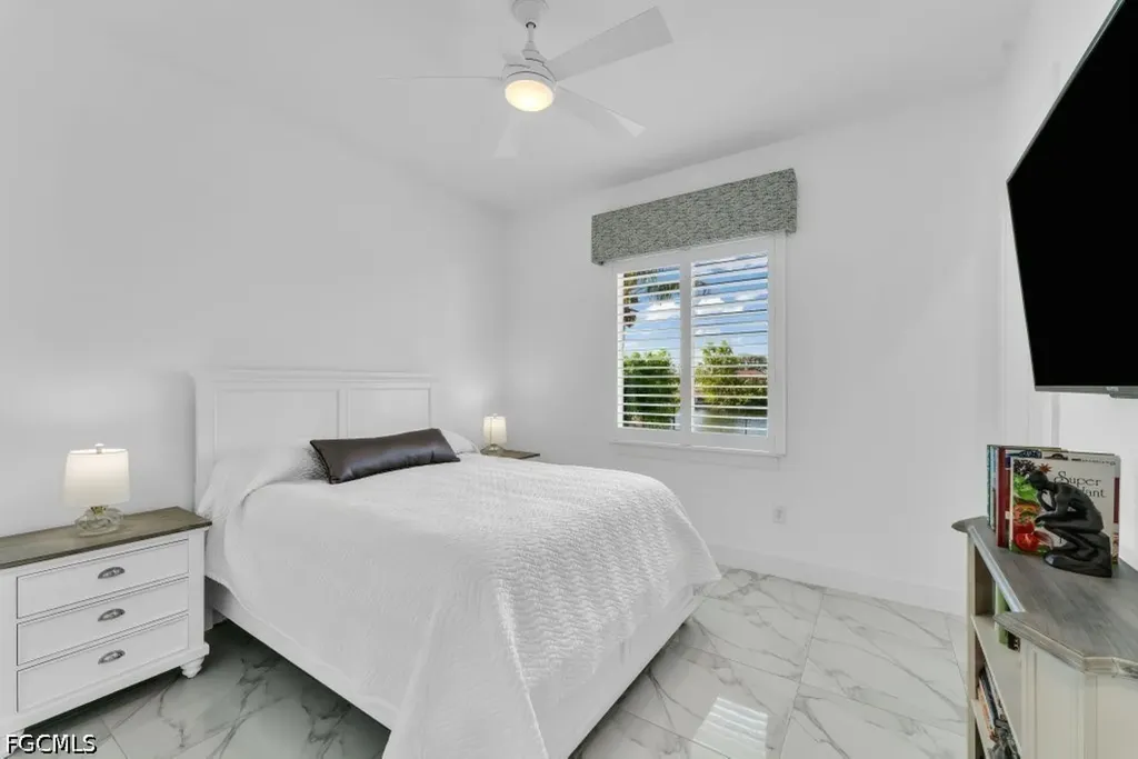 21 SW 21st Street Cape Coral FL 33991