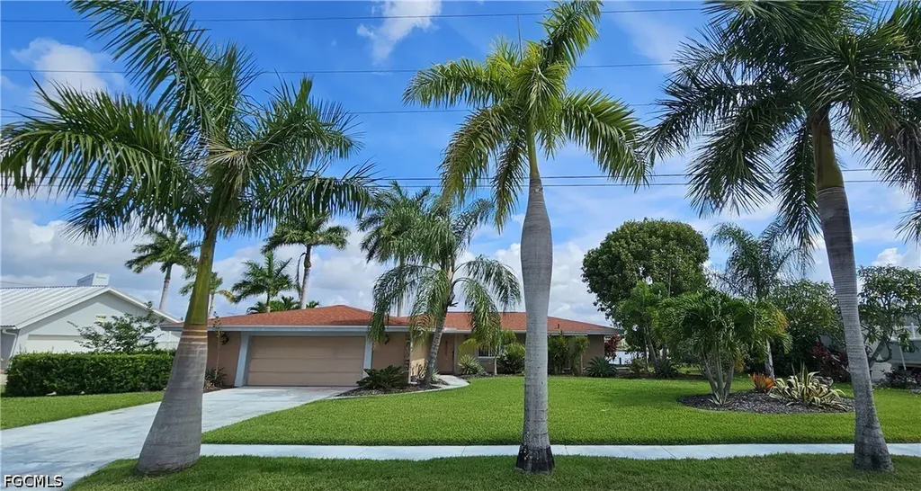 1802 Lakeview Boulevard North Fort Myers FL 33903