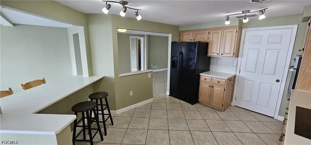 1802 Lakeview Boulevard North Fort Myers FL 33903