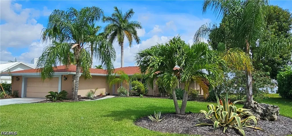 1802 Lakeview Boulevard North Fort Myers FL 33903