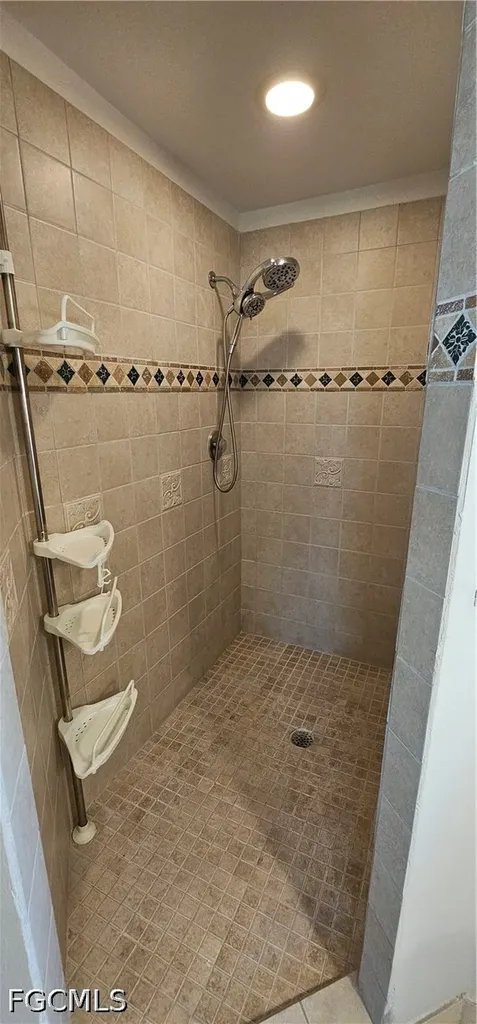 1802 Lakeview Boulevard North Fort Myers FL 33903