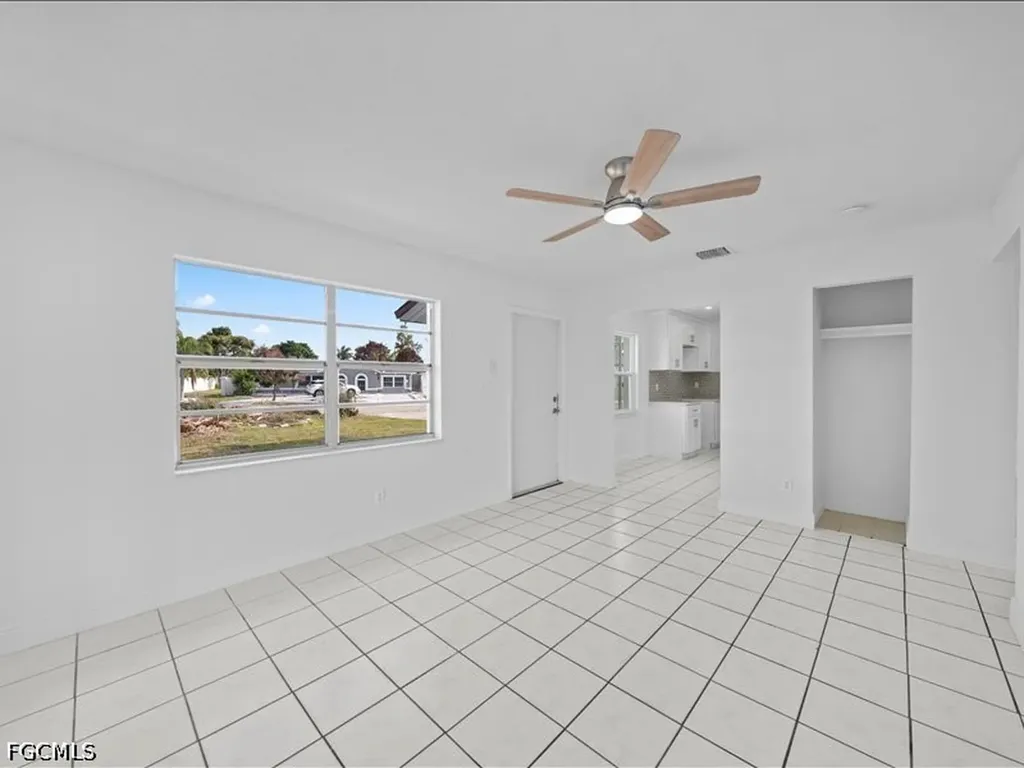 2253 10th Court Lehigh Acres FL 33936