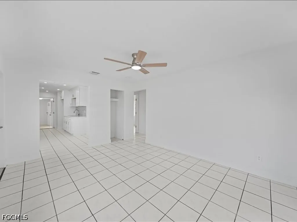2253 10th Court Lehigh Acres FL 33936