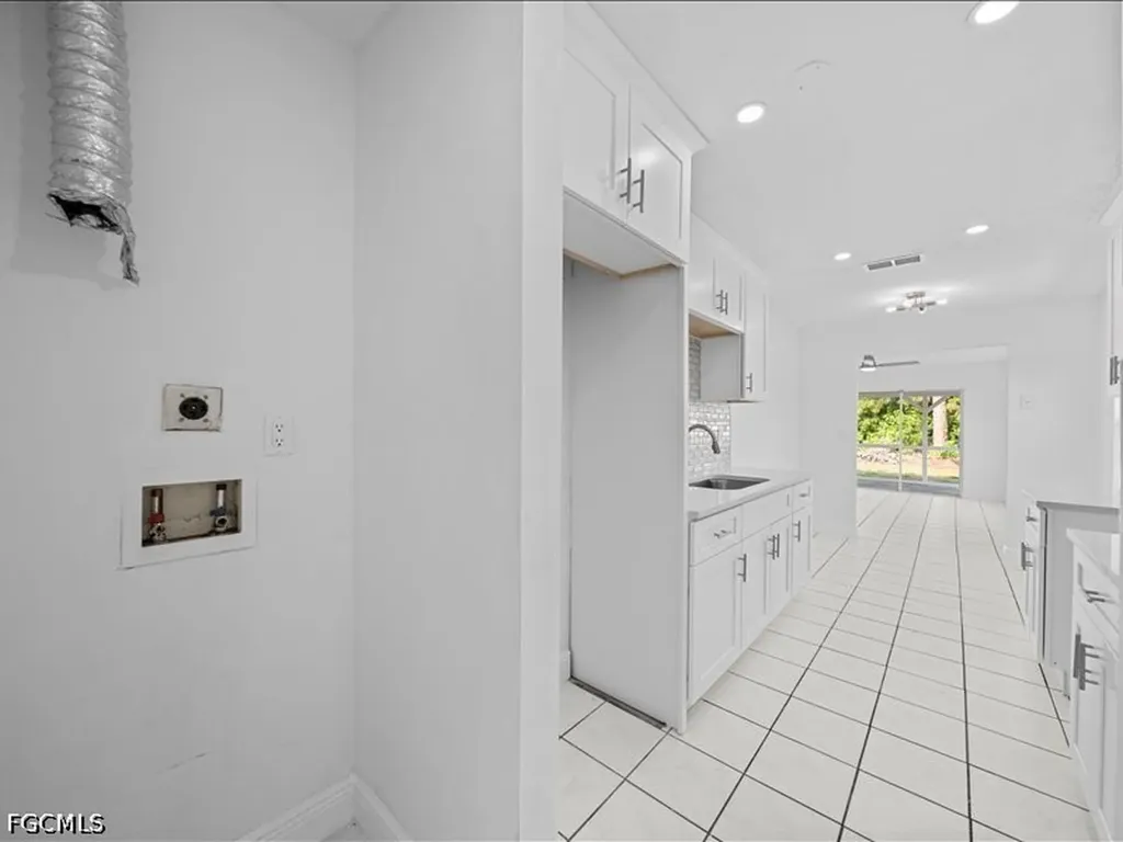 2253 10th Court Lehigh Acres FL 33936
