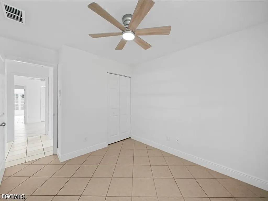 2253 10th Court Lehigh Acres FL 33936