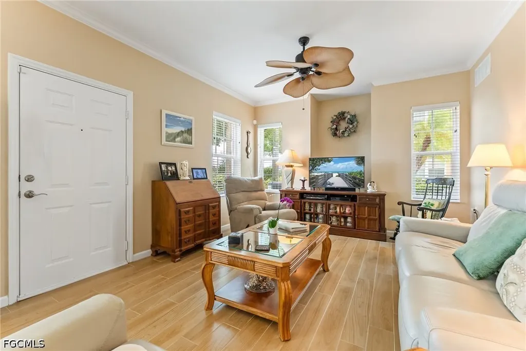 1848 Concordia Lake Circle Cape Coral FL 33909