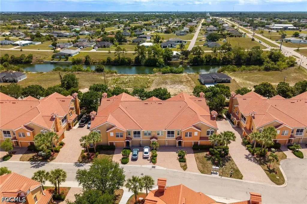 1848 Concordia Lake Circle Cape Coral FL 33909