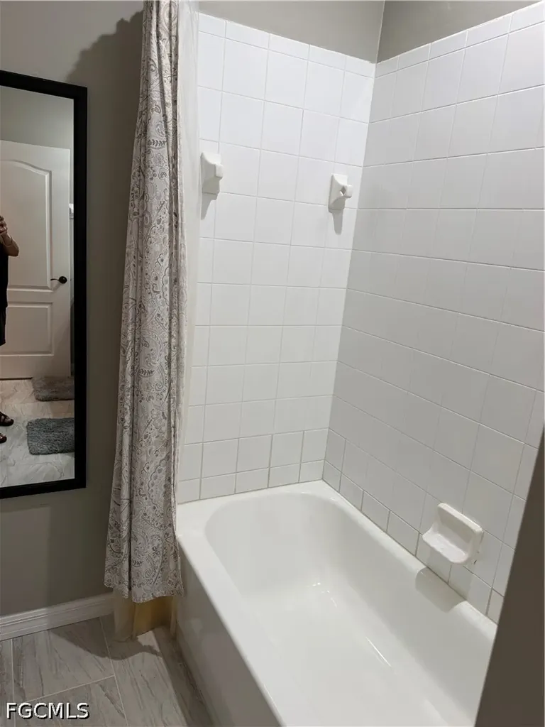 8570 Kingbird Loop Estero FL 33967