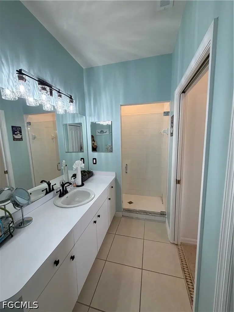 8570 Kingbird Loop Estero FL 33967