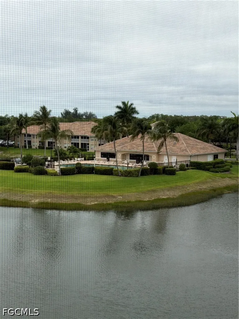 8570 Kingbird Loop Estero FL 33967