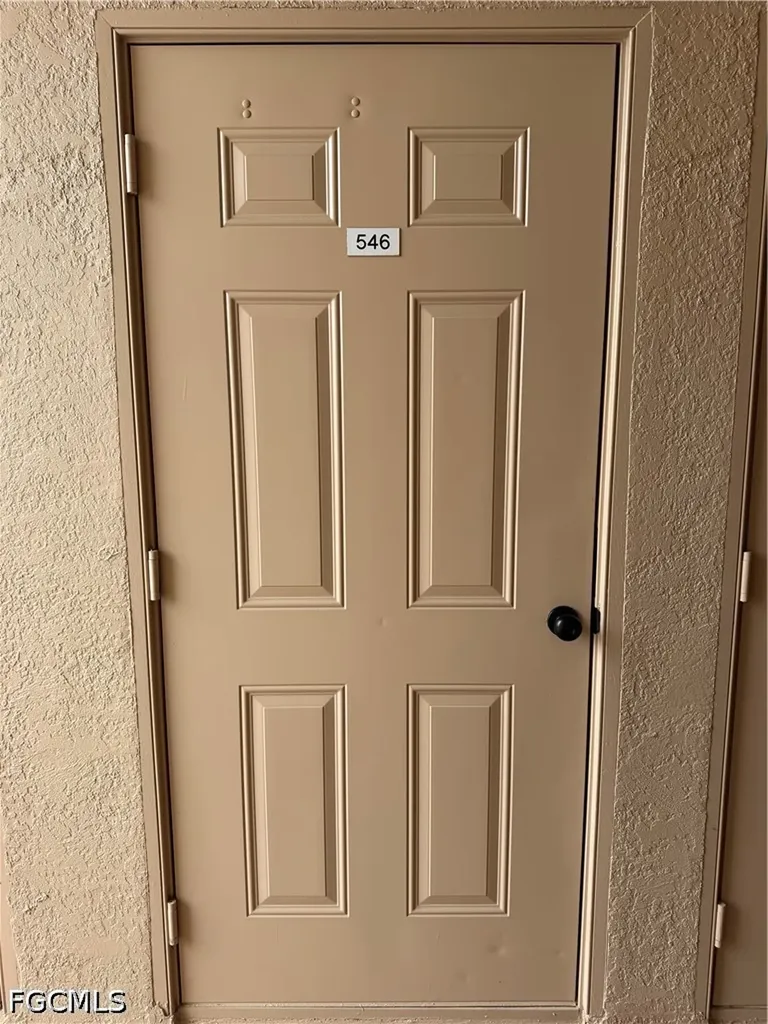 8570 Kingbird Loop Estero FL 33967