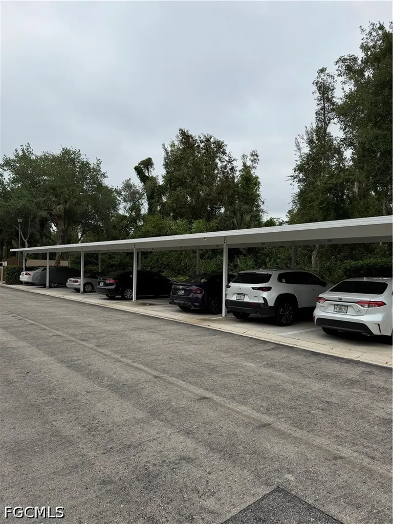 8570 Kingbird Loop Estero FL 33967