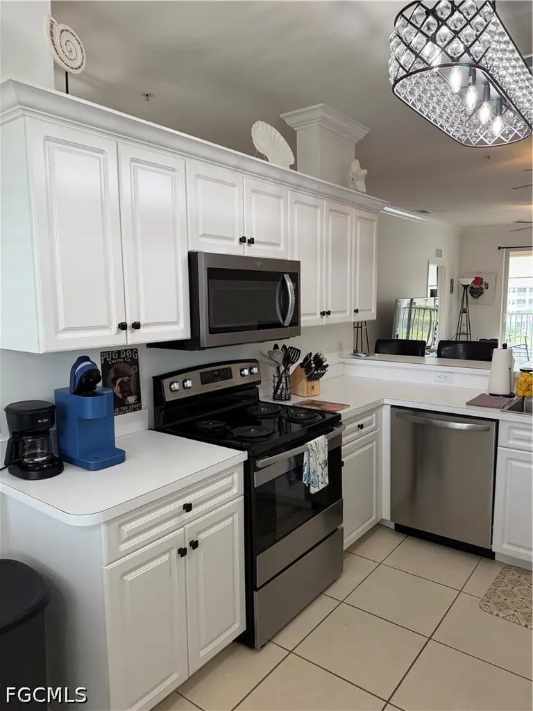 8570 Kingbird Loop Estero FL 33967