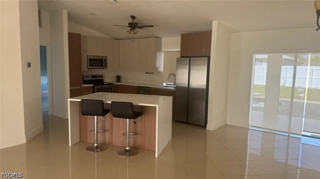 1319 SW 10th Place Cape Coral FL 33991