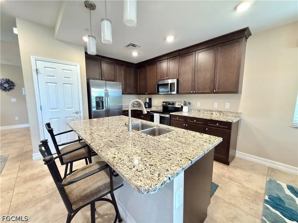 3740 Pebblebrook Ridge Court Fort Myers FL 33905