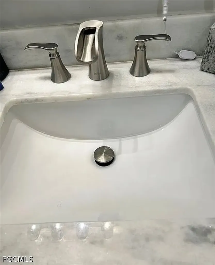 221 NW 3rd Place Cape Coral FL 33993