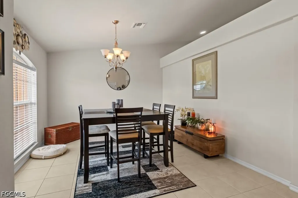 2724 NW 21st Terrace Cape Coral FL 33993
