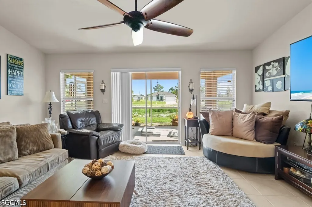 2724 NW 21st Terrace Cape Coral FL 33993