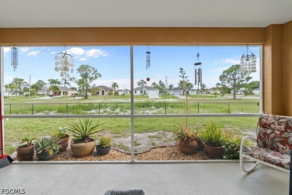 2724 NW 21st Terrace Cape Coral FL 33993