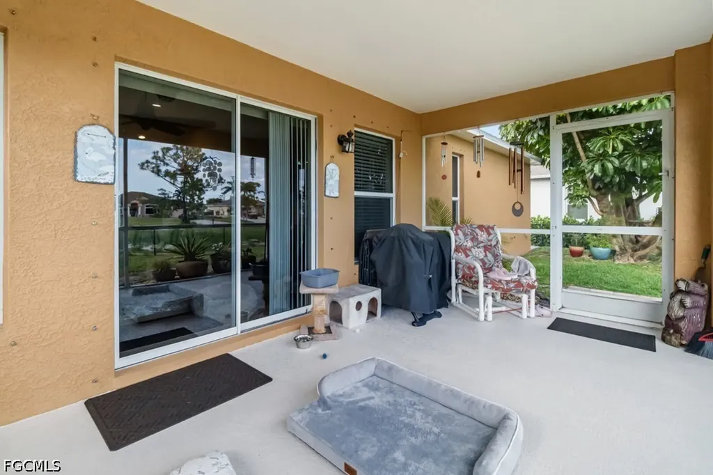 2724 NW 21st Terrace Cape Coral FL 33993