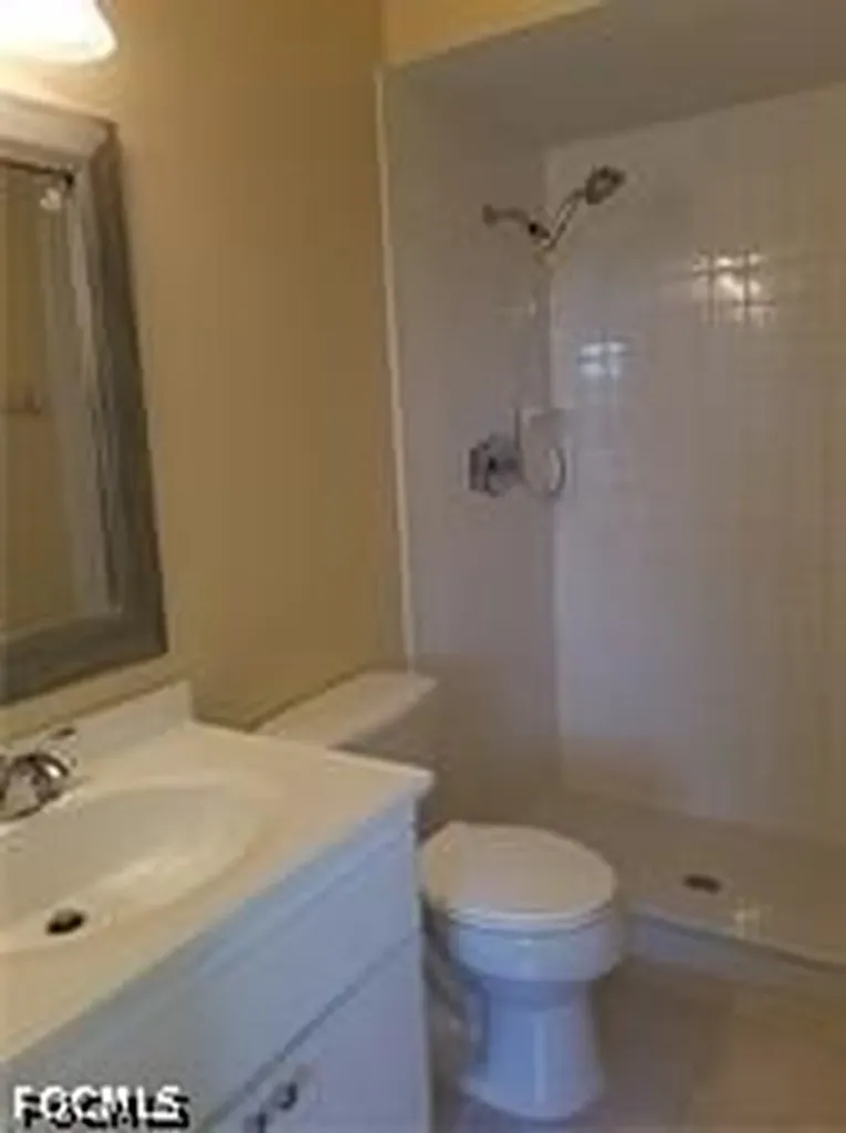 938 SE 24th Avenue Cape Coral FL 33990