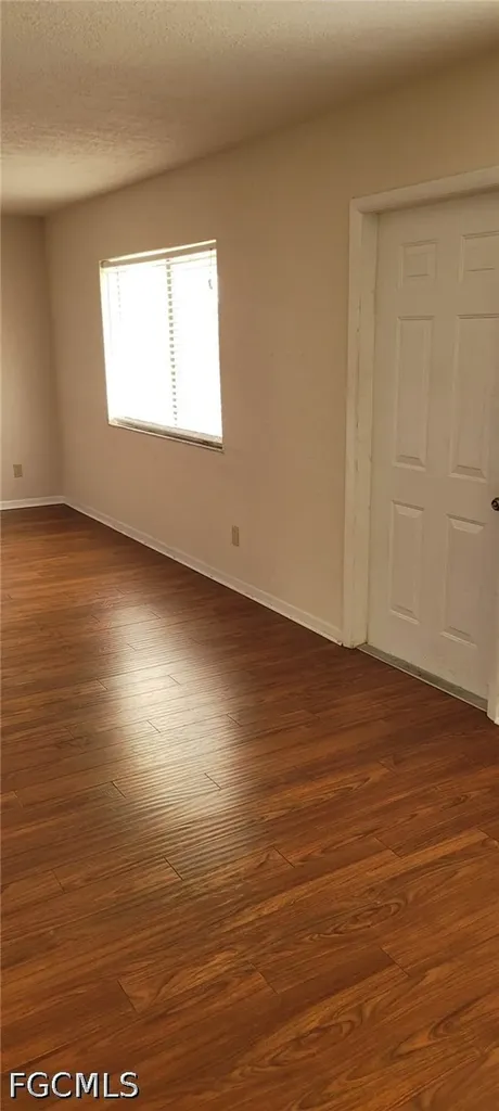 4611 Bayshore Drive Naples FL 34112