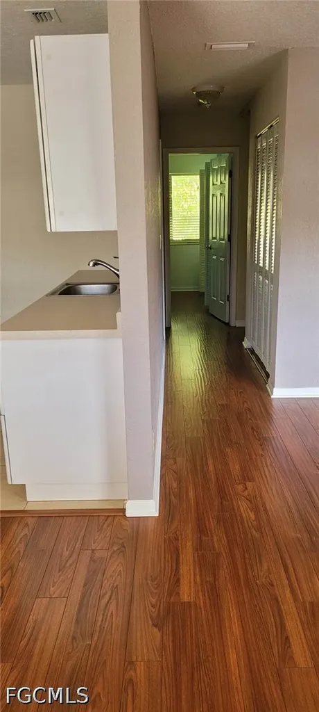 4611 Bayshore Drive Naples FL 34112