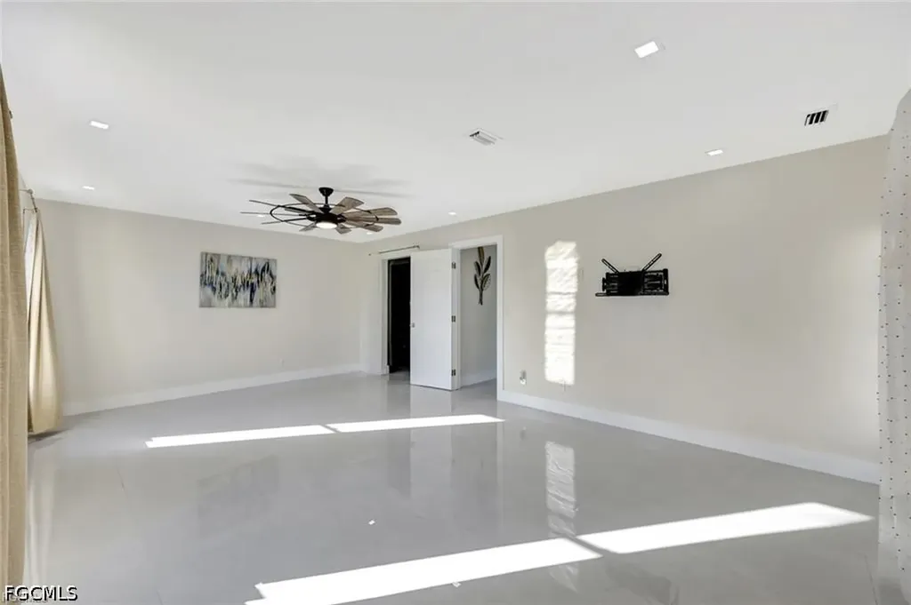 2320 SW 21st Street Cape Coral FL 33991