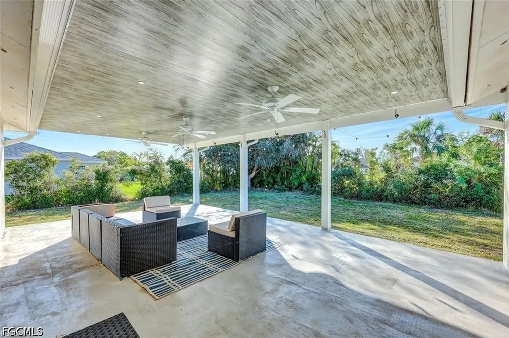 2320 SW 21st Street Cape Coral FL 33991