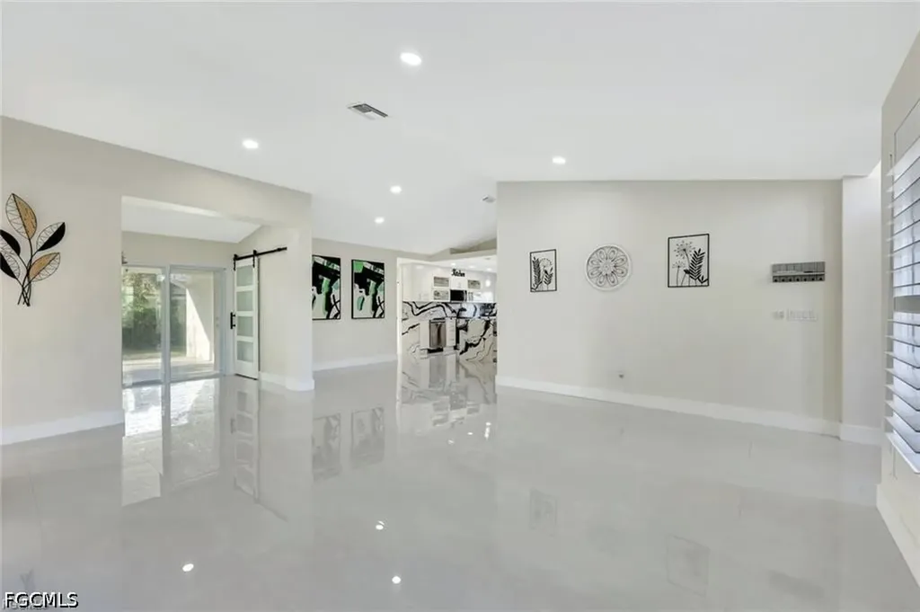 2320 SW 21st Street Cape Coral FL 33991