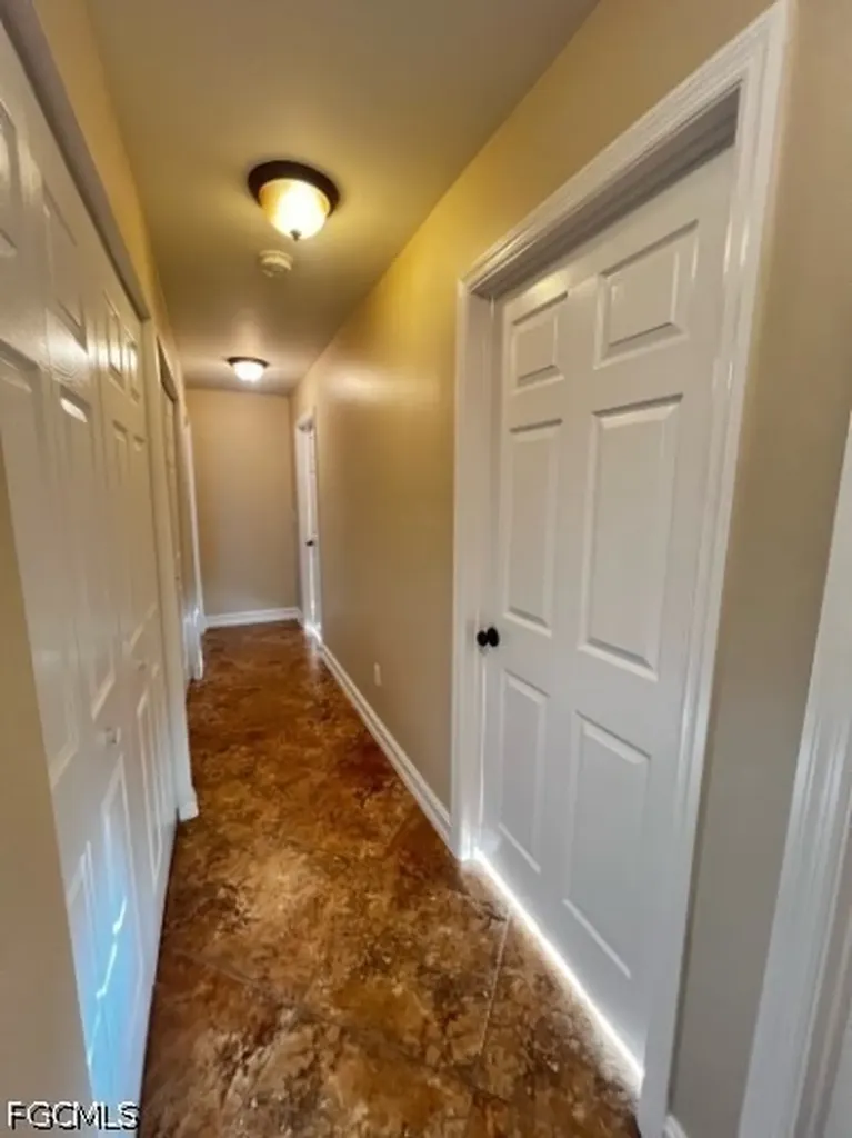743 SW 6th Street Cape Coral FL 33991