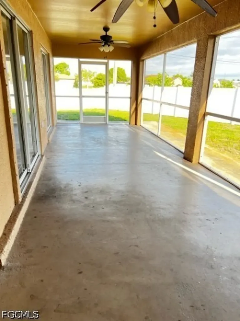 743 SW 6th Street Cape Coral FL 33991
