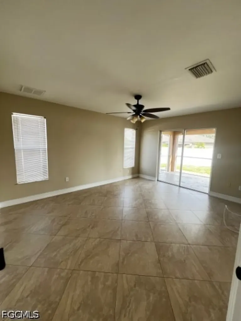 743 SW 6th Street Cape Coral FL 33991