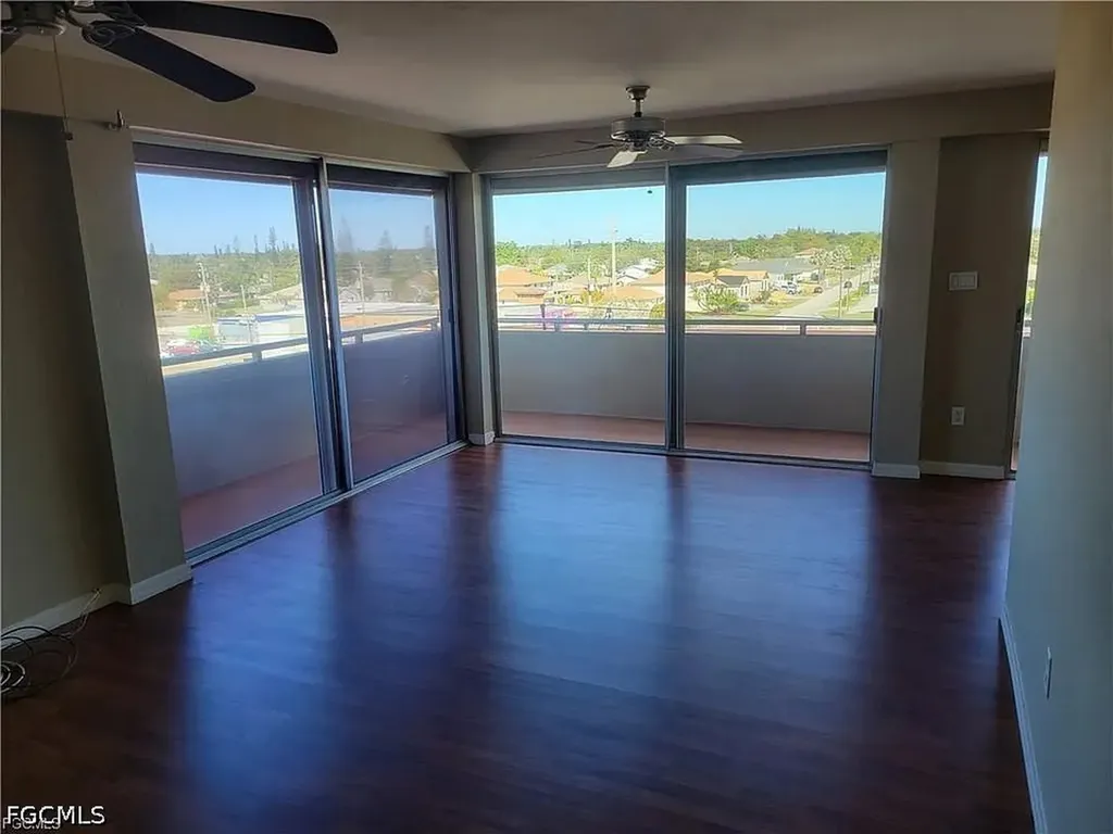 4803 Sunset Court Cape Coral FL 33904