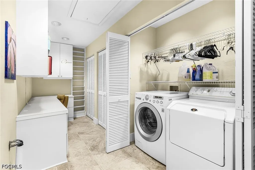 2096 Macadamia Street St. James City FL 33956