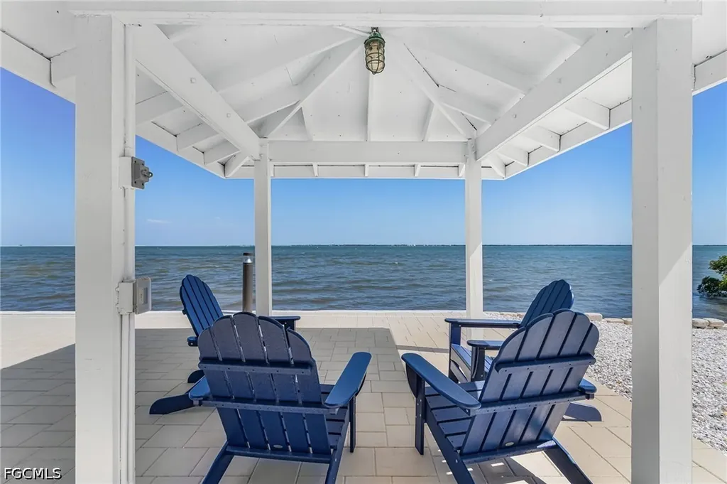 2096 Macadamia Street St. James City FL 33956