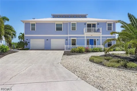 2096 Macadamia Street ST. James City FL 33956